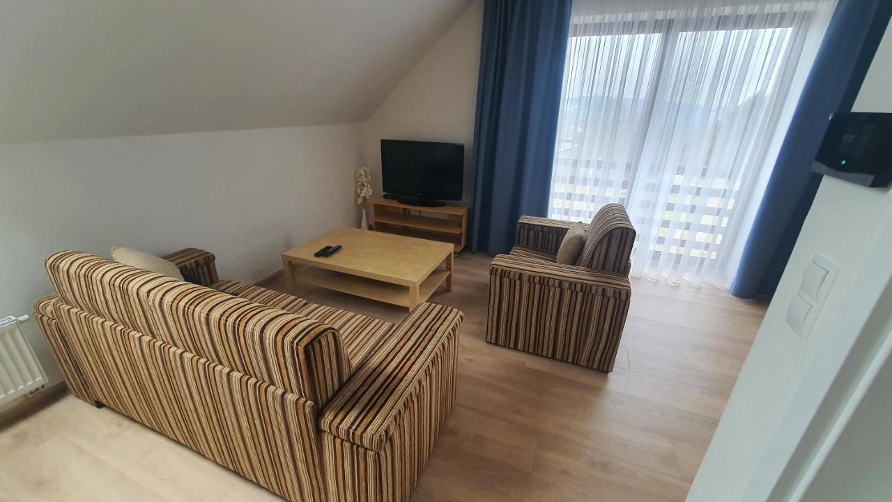 Apartmany Semily Buitenkant foto